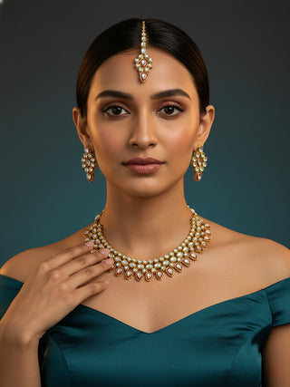 Surkh Meher Kundan Set