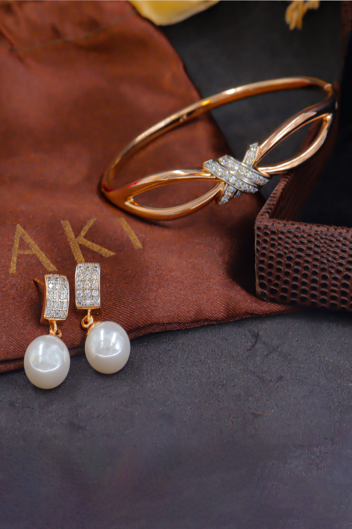 Minaki Swirl With Pearls Combo Jewelry Set