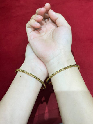 Swarnim Bangles