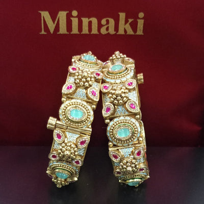 Aabhrana Temple Kada - Minaki