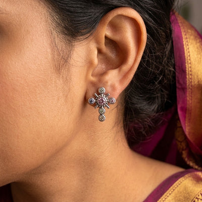 Argenteva Stud Earrings - Minaki