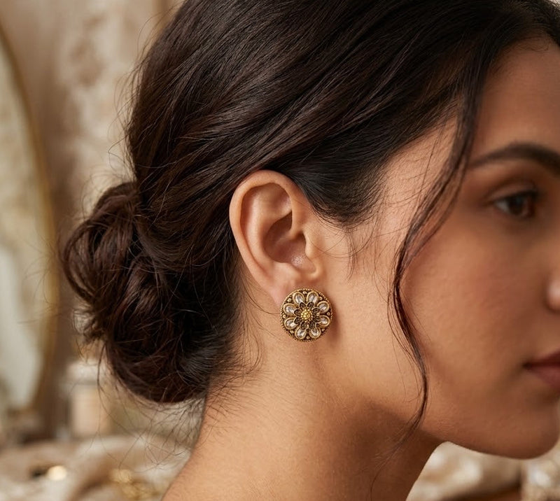 Chameli Ear Studs - Minaki