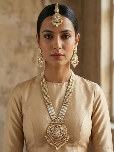 Chand Begum Kundan Set - Minaki