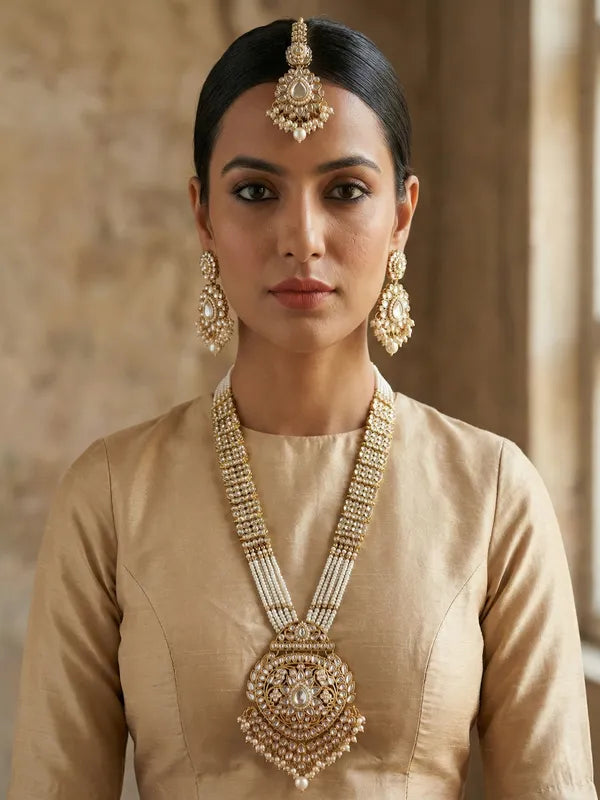 Chand Begum Kundan Set - Minaki