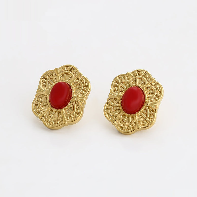 Divina Stud Earrings - Minaki