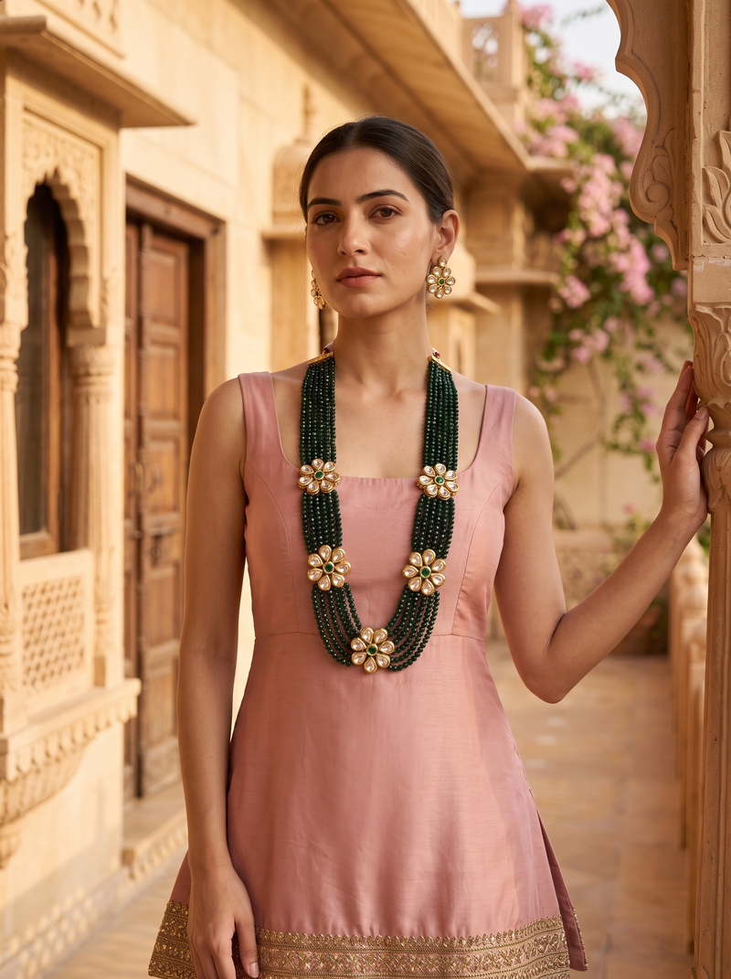 Gul Kundan Emerald Necklace Set - Minaki