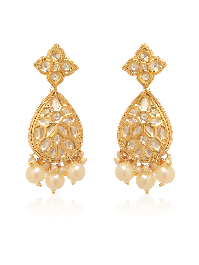 Kashni earrings and maang teeka set - Minaki