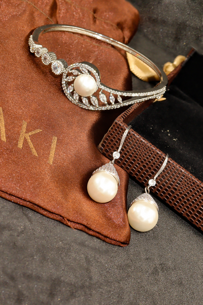 Minaki Luster of Pearls Combo Jewelry Set - Minaki