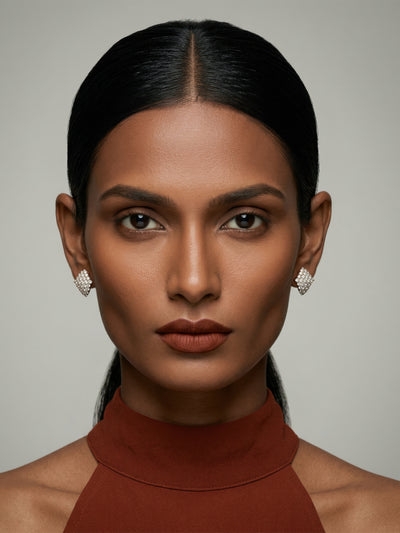 Lustre Loop Hoops - Minaki