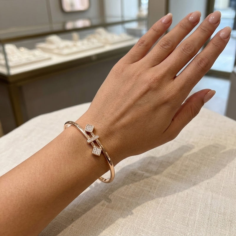 Minervina Bangle Bracelet - Minaki