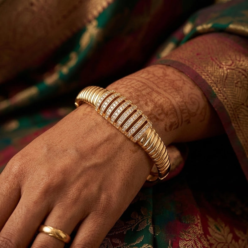 Rosy Glint Bangle Bracelet - Minaki