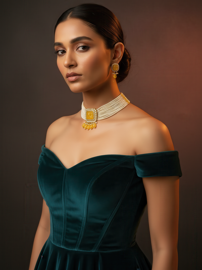 Sunehri  Noor Pearl Choker Set - Minaki