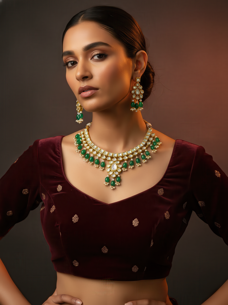 Zareen Emerald Kundan Collar Set - Minaki