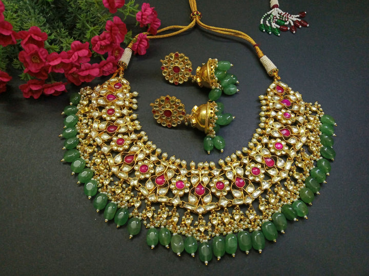 Minaki Dilkash - Paachi Kundan Set