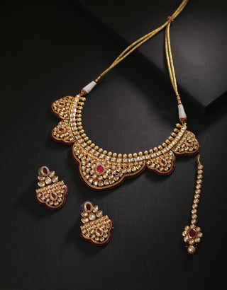 Vanika Kundan Set