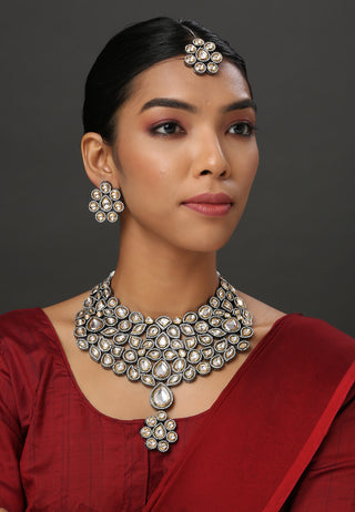 Aavika Kundan Set - Utsav Collection