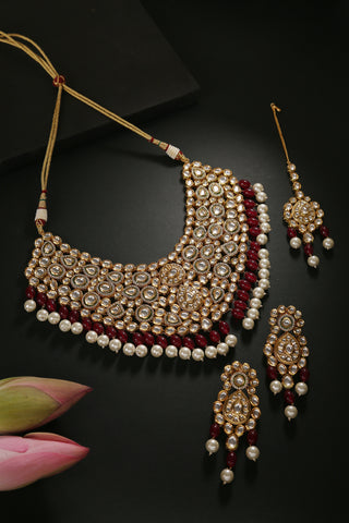Maryam Kundan Set