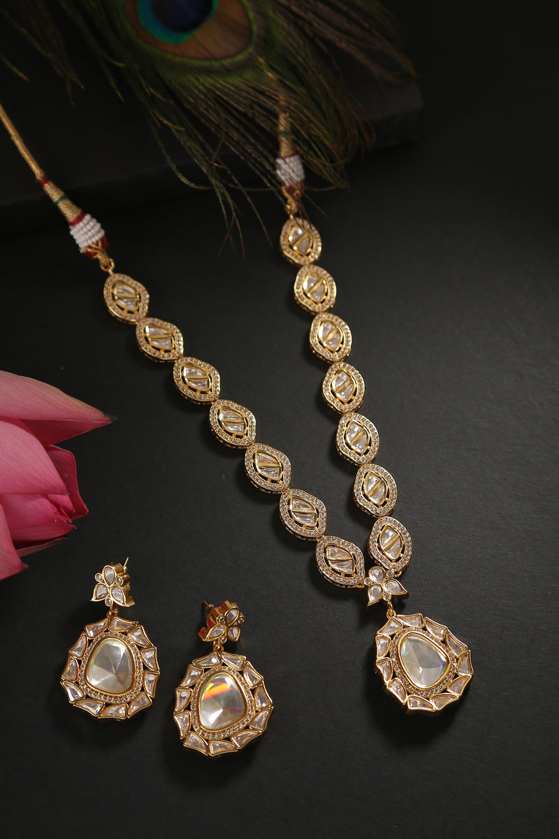 Minaki Abha Kundan Set - Minaki