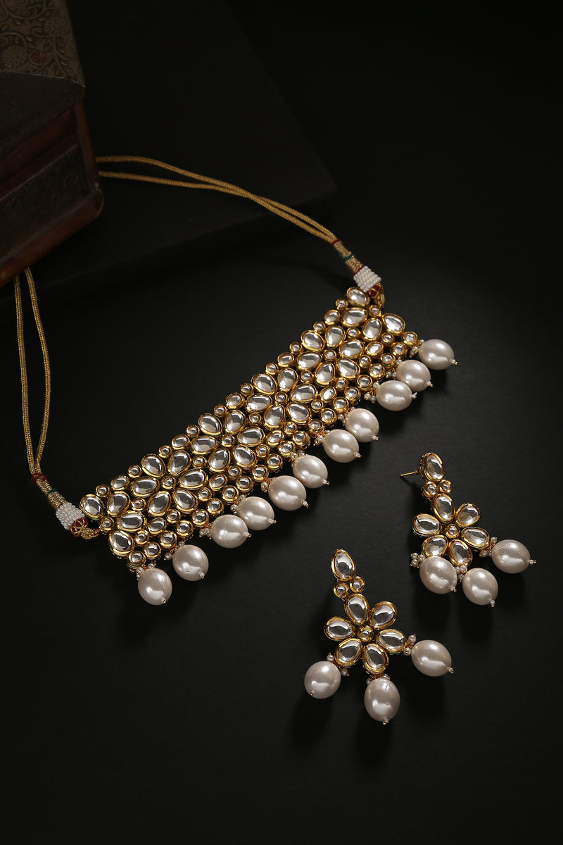 Minaki Amyra Kundan Choker Set - Minaki