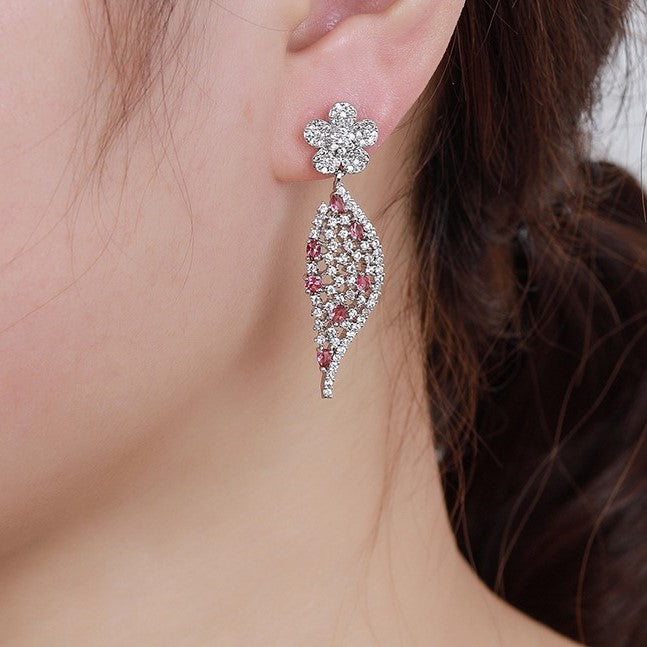 Minaki Floral Earrings