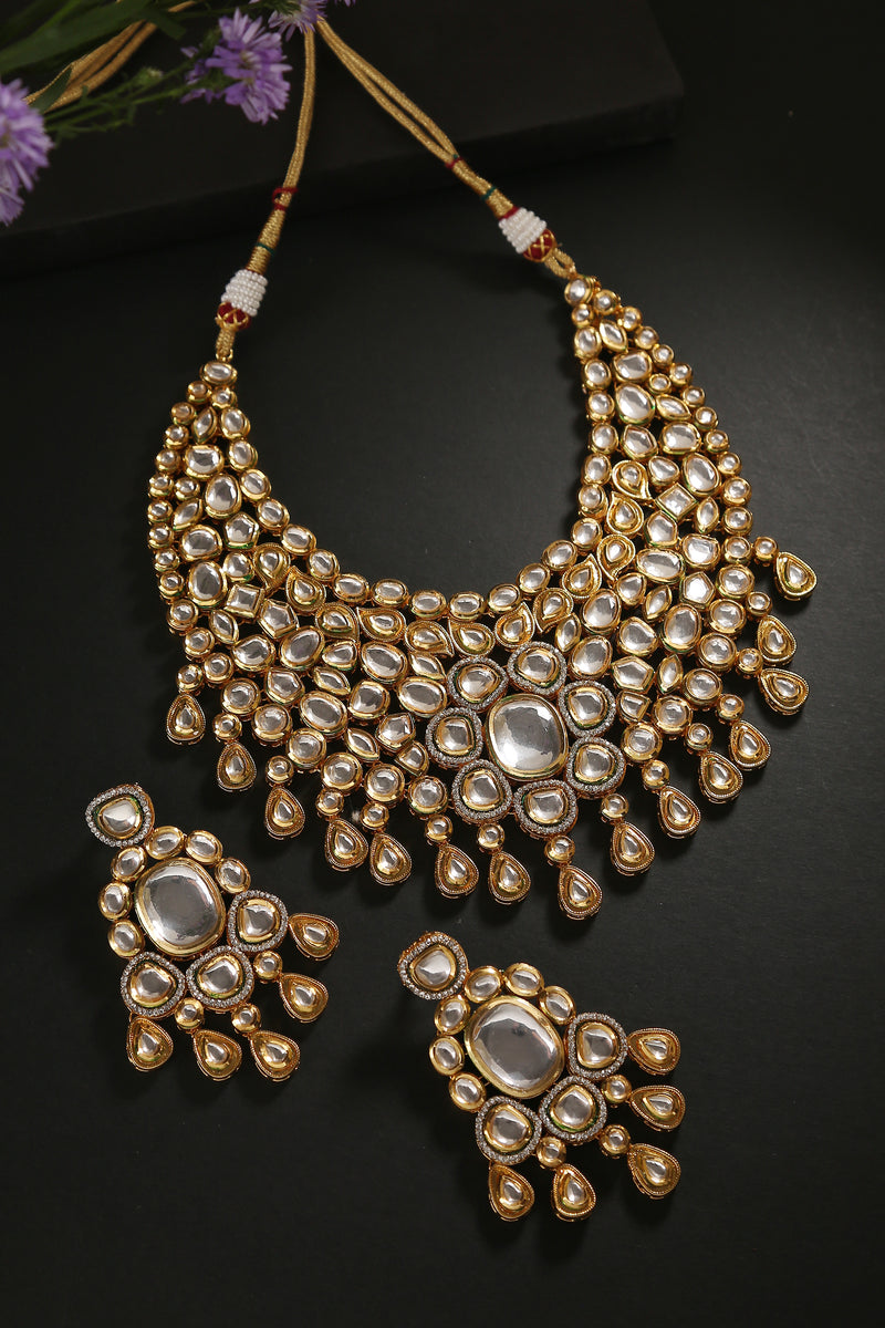 Minaki Gauhar Kundan Set - Minaki