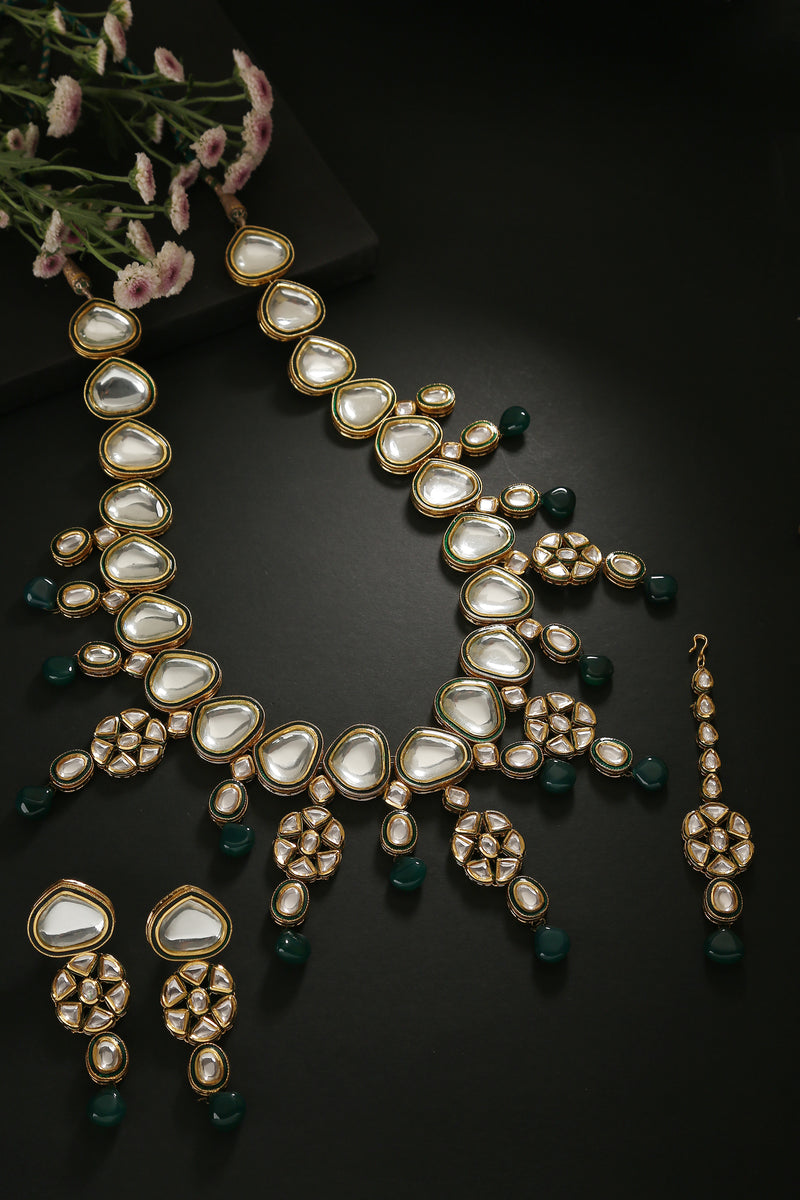 Minaki Priyasi Kundan Set - Minaki