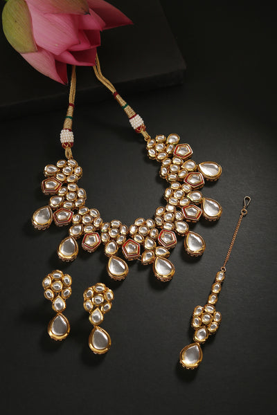 Minaki Suri Kundan Set - Minaki