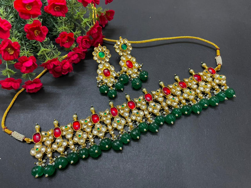 Minaki Surkh Kundan Choker Set - Minaki