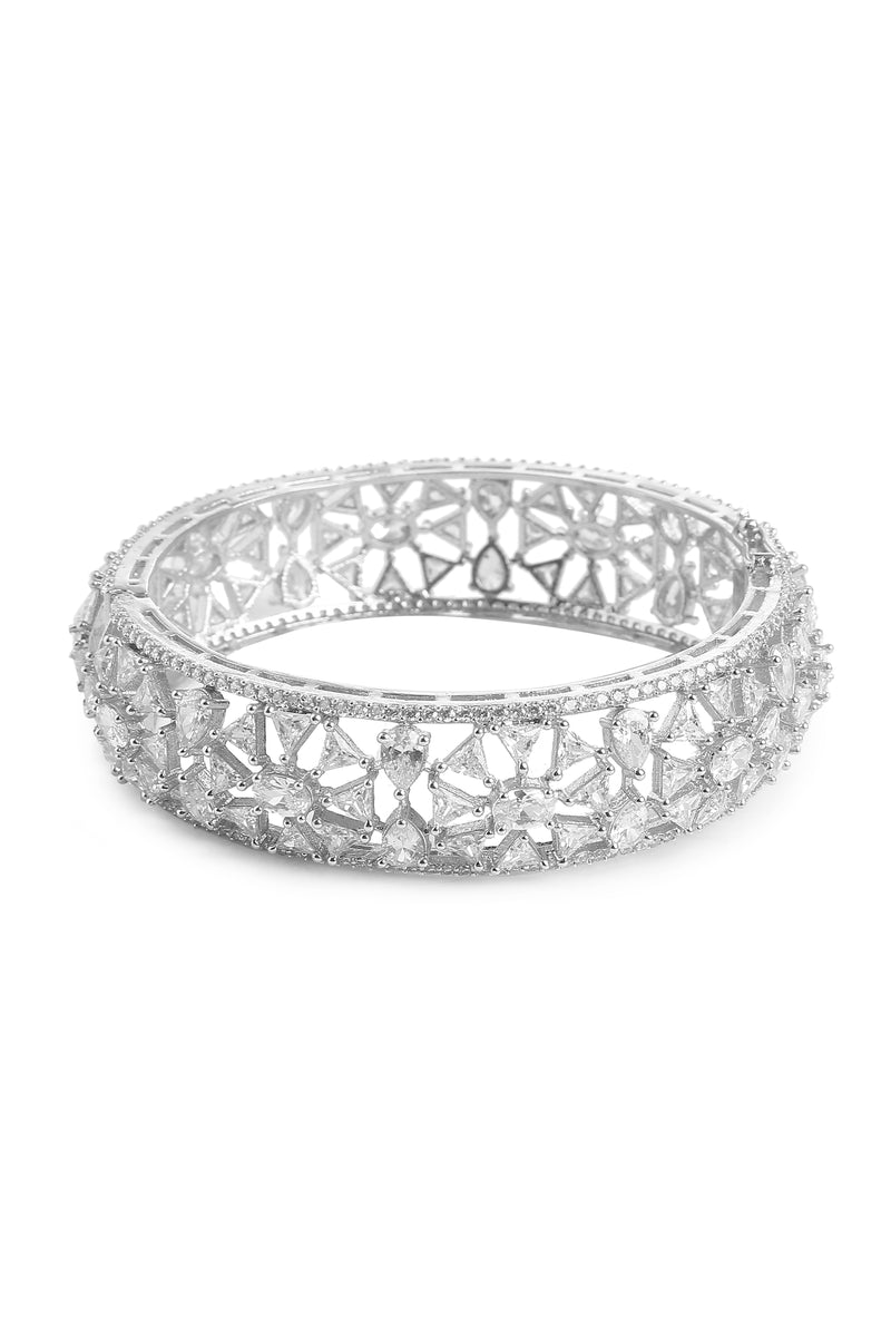 Minaki Vinca Crystal Kada - Minaki